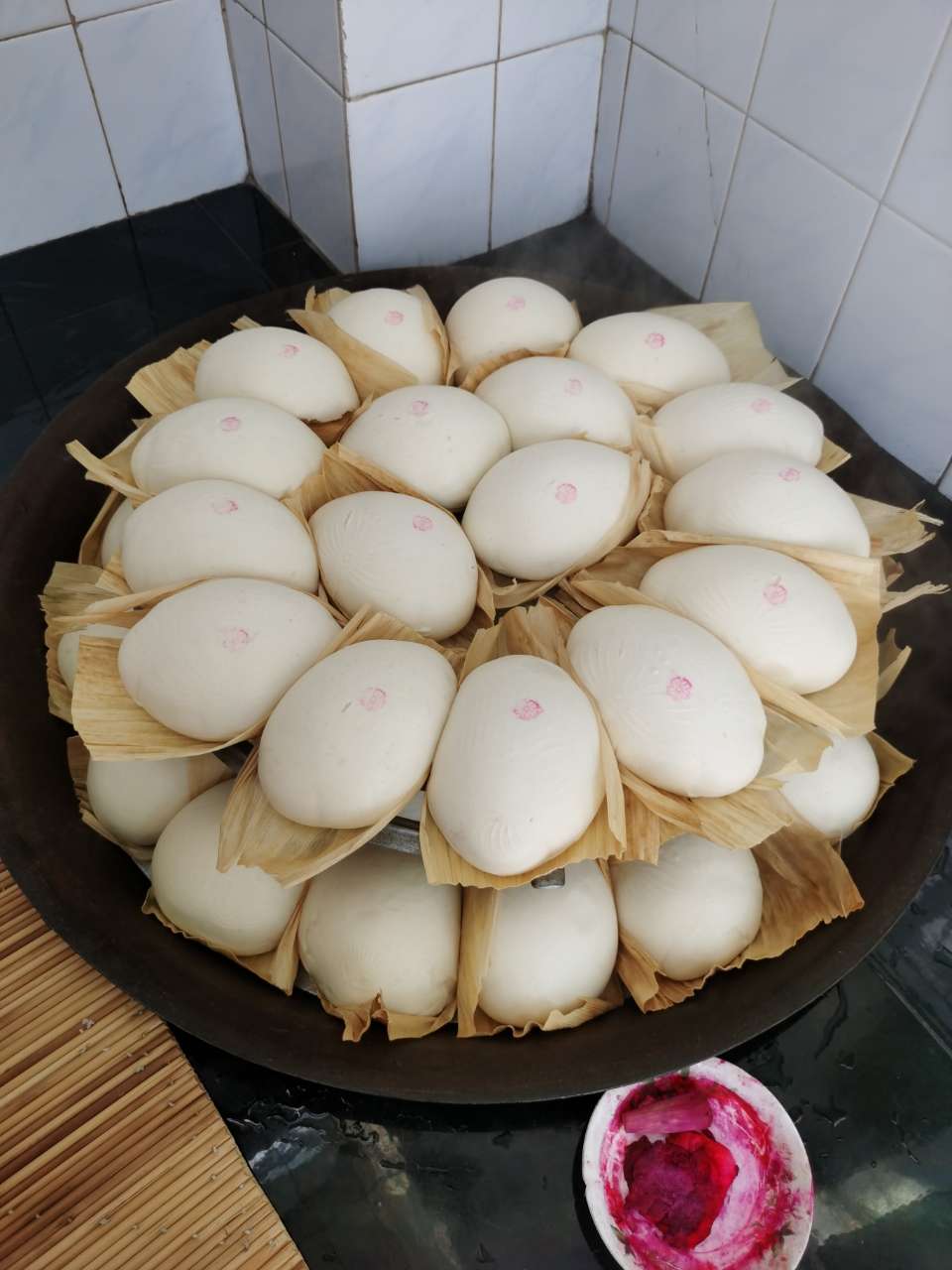 非主流吃喝小分队〕～莲子馒头